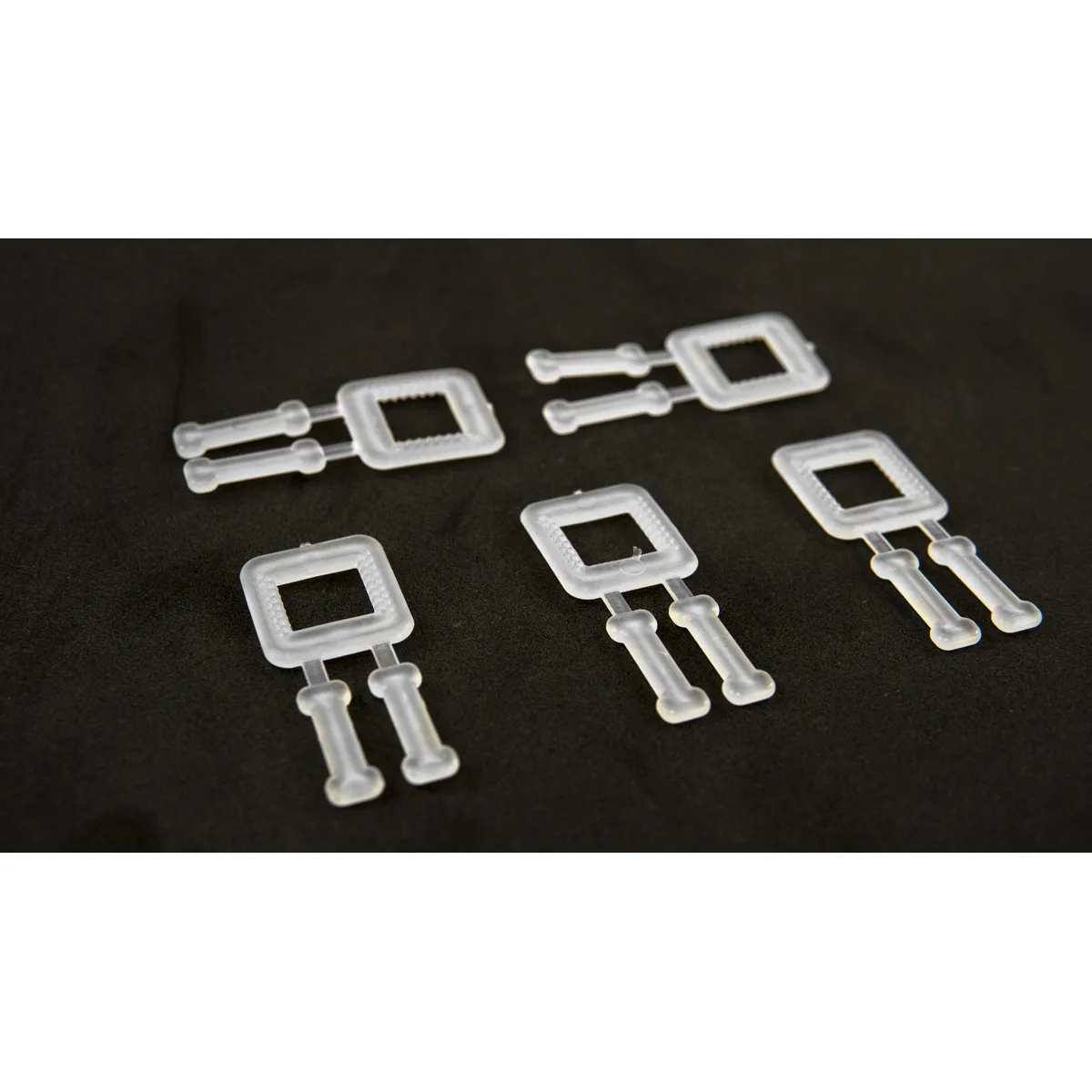 Fivelas de plástico brancas para cinta de embalagem em PP (BUCKLES-5P) 12 mm